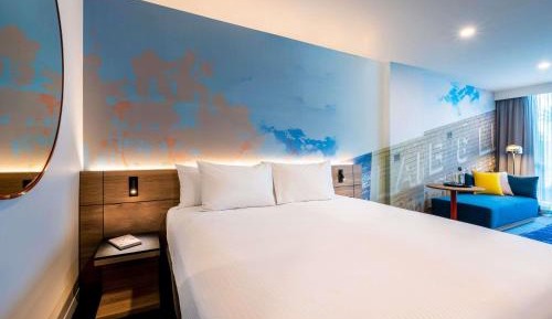 Superior Room - King Bed