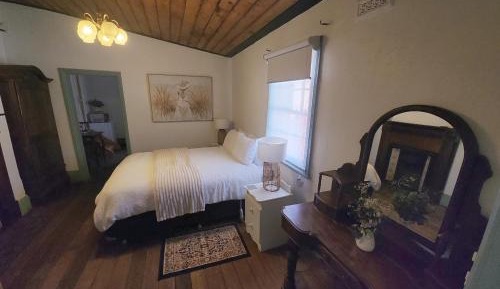 Queen Room with Balcony