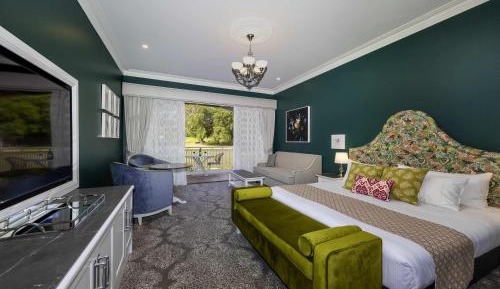 King Suite with Bath