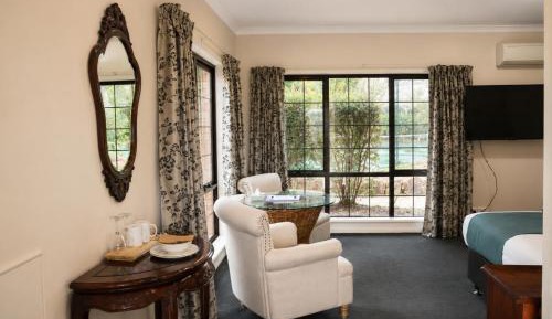 Queen Room