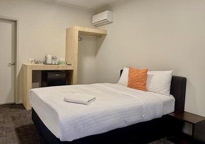 Single Room with Bathroom