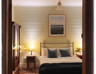 Queen Room with Garden View