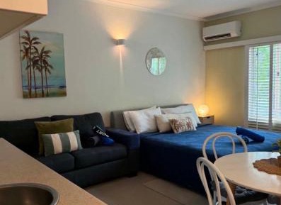 Studio Apartment with King Bed