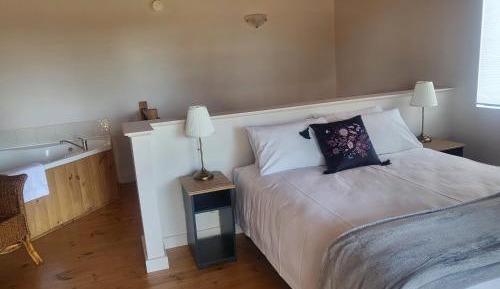 Double Room with Spa Bath