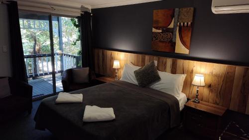 Queen Room with Balcony