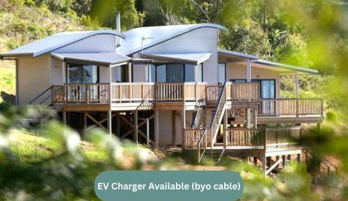 Three-Bedroom Vacation Home 
