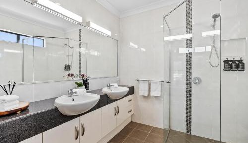 Executive Three-Bedroom Apartment