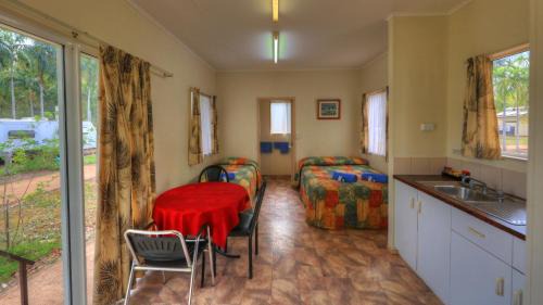 Cabin with Private Bathroom - 2