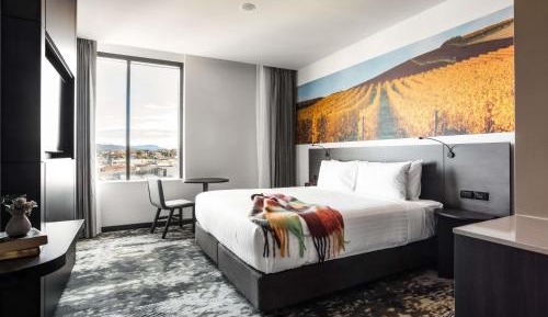 Accessible King Room with Ocean View