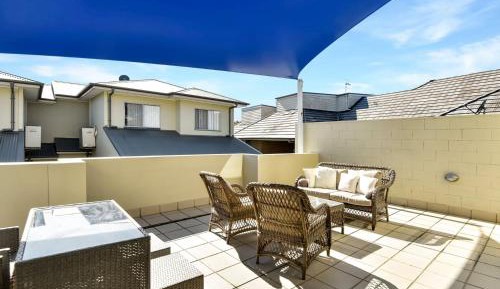 Apartment with Terrace
