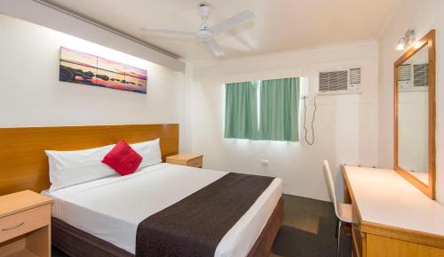 Economy Queen Room