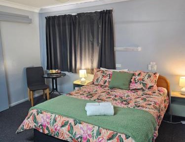 Queen Suite
