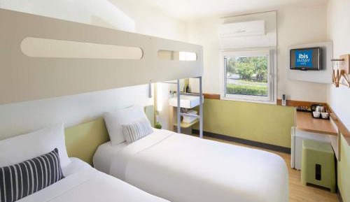Standard Twin Room with a Bunk Bed