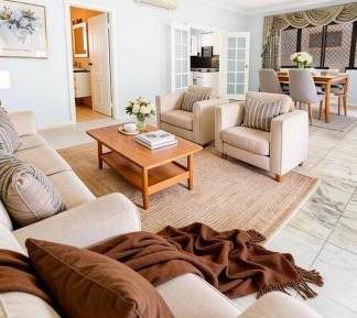 Queen Room with Shared Bathroom