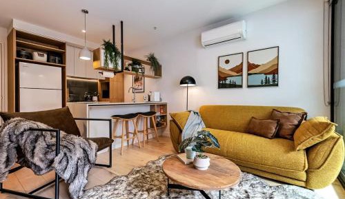 One-Bedroom Apartment with Balcony