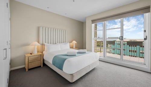 Three-Bedroom Apartment with Sea View
