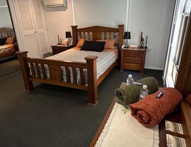 King Room with Mountain View