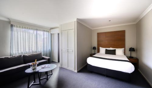 Executive Queen Room