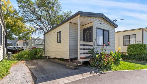 Standard One-Bedroom Cabin - Not Pet Friendly