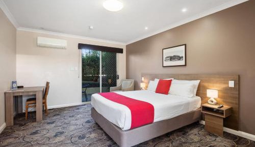 Premium Queen Room