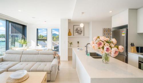 Three-Bedroom Deluxe Apartment