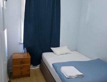 Single Room with Shared Bathroom