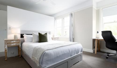 Three-Bedroom Townhouse