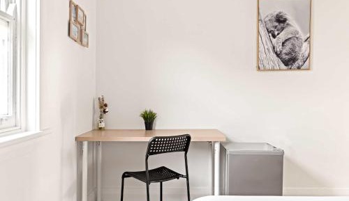 Queen Room with Shared Bathroom
