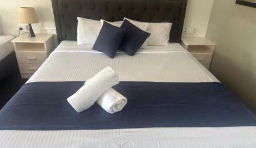 King Suite (Non Pet Friendly Room) 