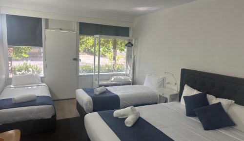 Family Room (Non Pet Friendly Room) 