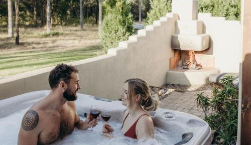 Grand Villa with Hot Tub