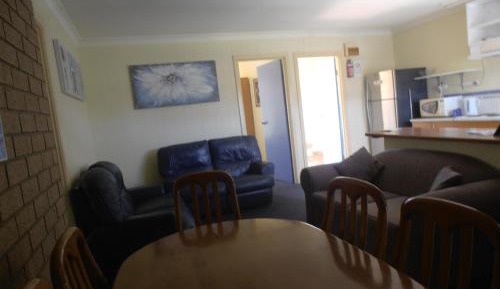 Standard Twin Room with Garden View