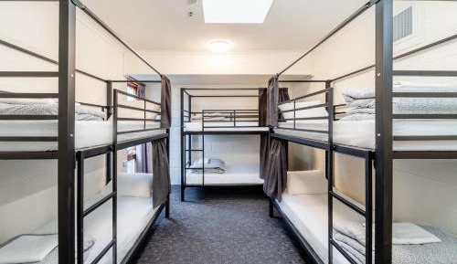 Bed in 6-Bed Mixed Dormitory Room