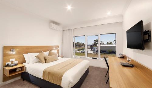 Executive Queen Room