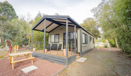 Deluxe Bungalow