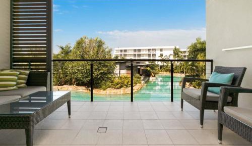 Resort Lagoon King Room