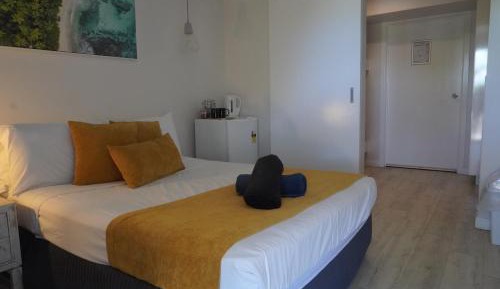 Triple Room with Shared Bathroom