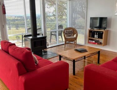Two-Bedroom Cottage - Redgum