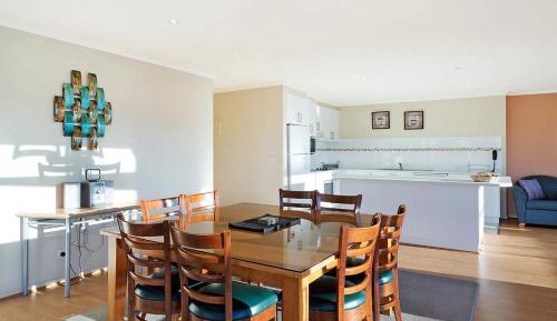 Executive Penthouse Apartment