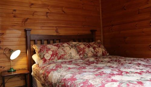 Two-Bedroom Chalet - Robin Hood