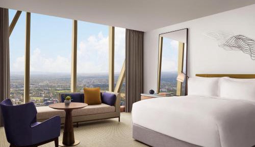 Club, City View, 1 King Bed, Half-Board, Club Access