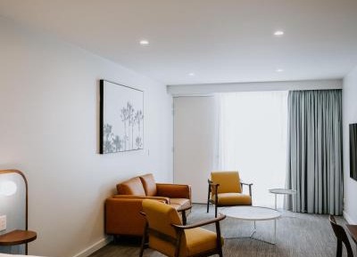 Deluxe King Room