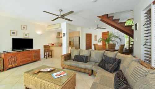 Villa - Beach Front