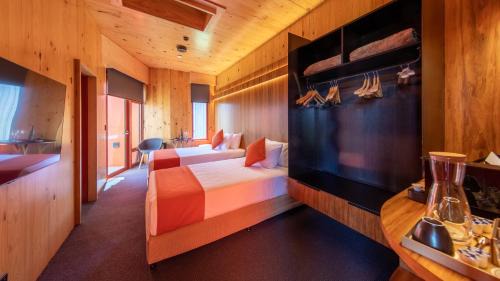 Pavilion Three Bedroom Suite