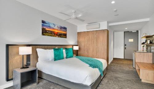 Easy Access King Suite - Disability Room