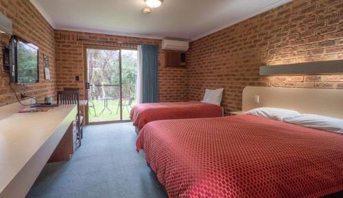 Basic Triple Room