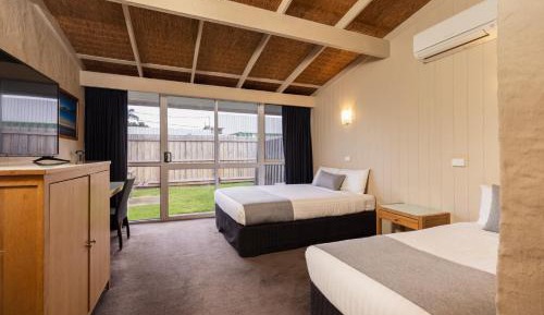 Twin Room with Extra Bed