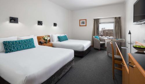 Twin Queen Room