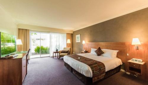 King Spa Suite