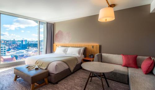 Junior King Suite - Lounge Access